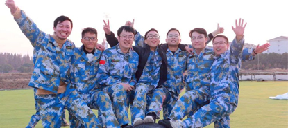 “管理秘籍”如何在下属面前建立威信，带好团队？
