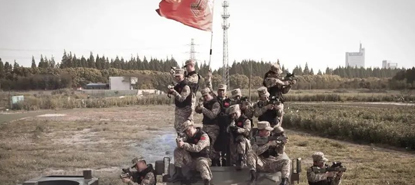 打卡超燃装甲武器、CS对抗、明星同款综艺游戏！